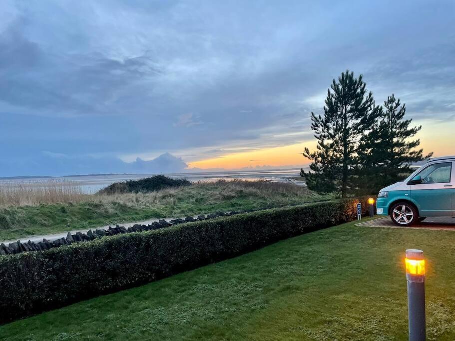 Coastal Apartment With Beach On Your Doorstep! Llanelli Zewnętrze zdjęcie