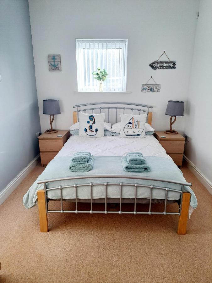 Coastal Apartment With Beach On Your Doorstep! Llanelli Zewnętrze zdjęcie