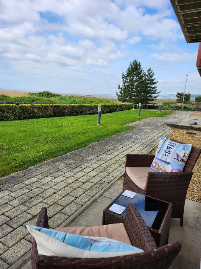 Coastal Apartment With Beach On Your Doorstep! Llanelli Zewnętrze zdjęcie